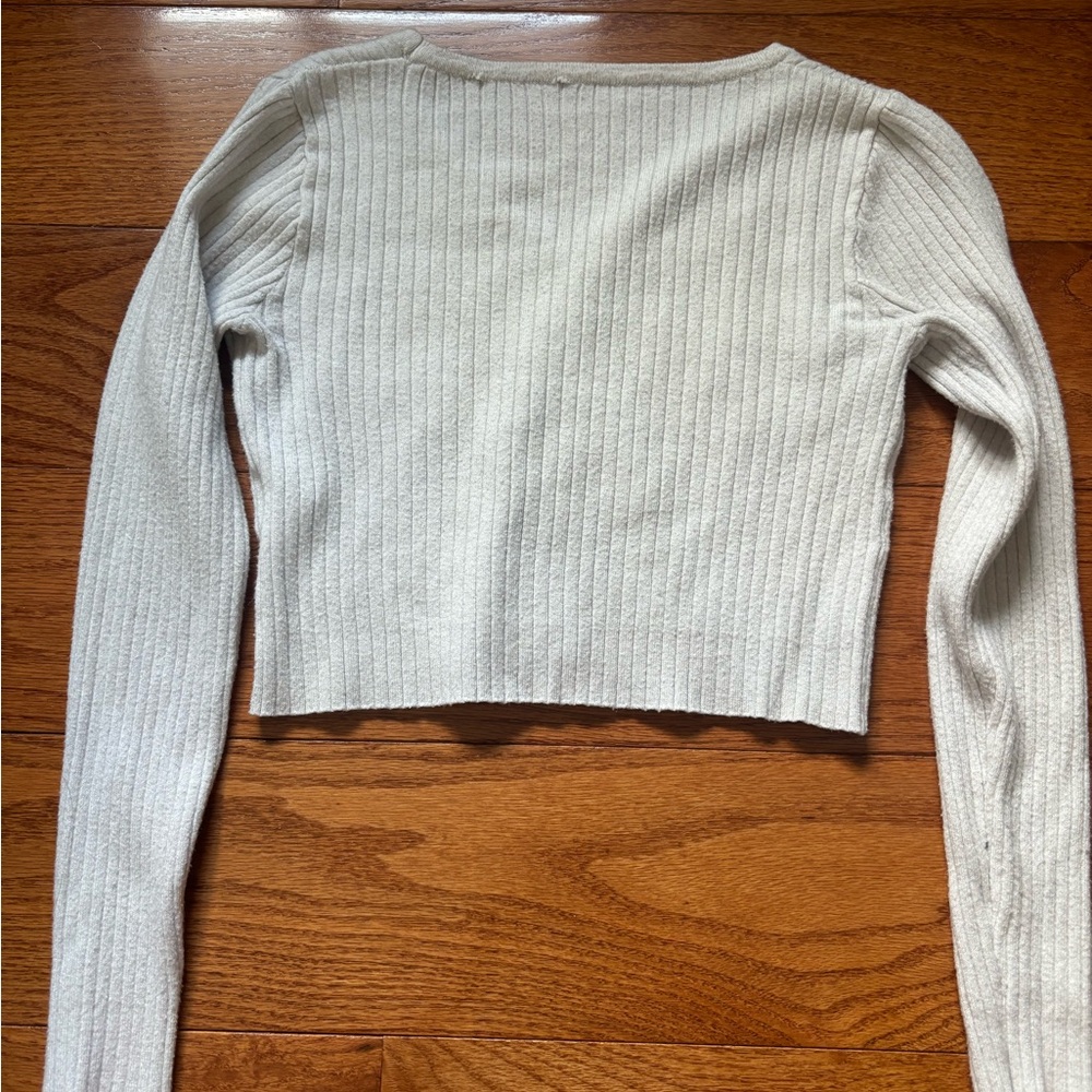 White Ribbed Button-Up Cardigan - Picture 2 of 2